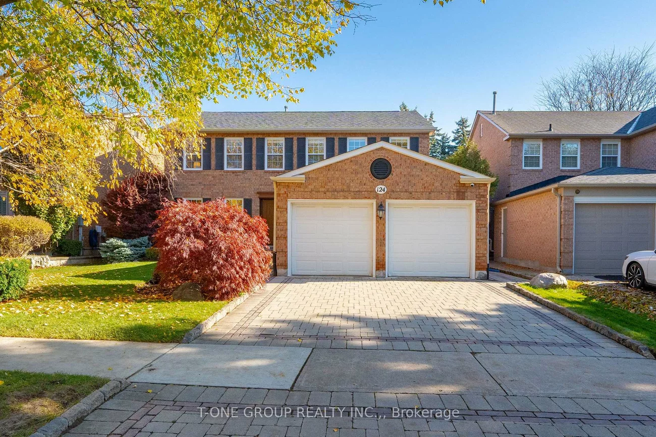 124, Aitken, Unionville, Markham