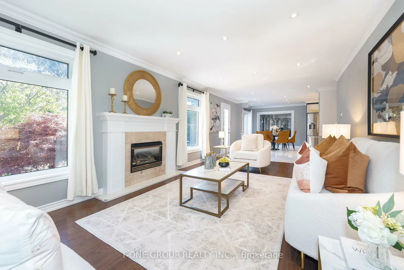 124, Aitken, Unionville, Markham