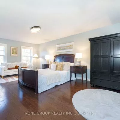 124, Aitken, Unionville, Markham