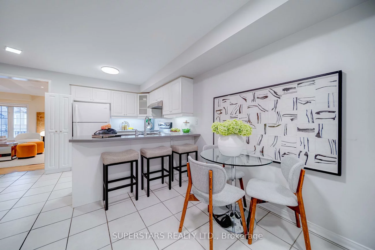 329, Bur Oak, Berczy, Markham