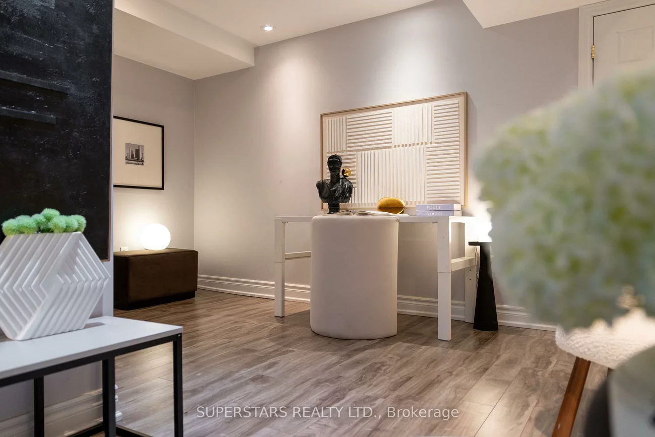 329, Bur Oak, Berczy, Markham