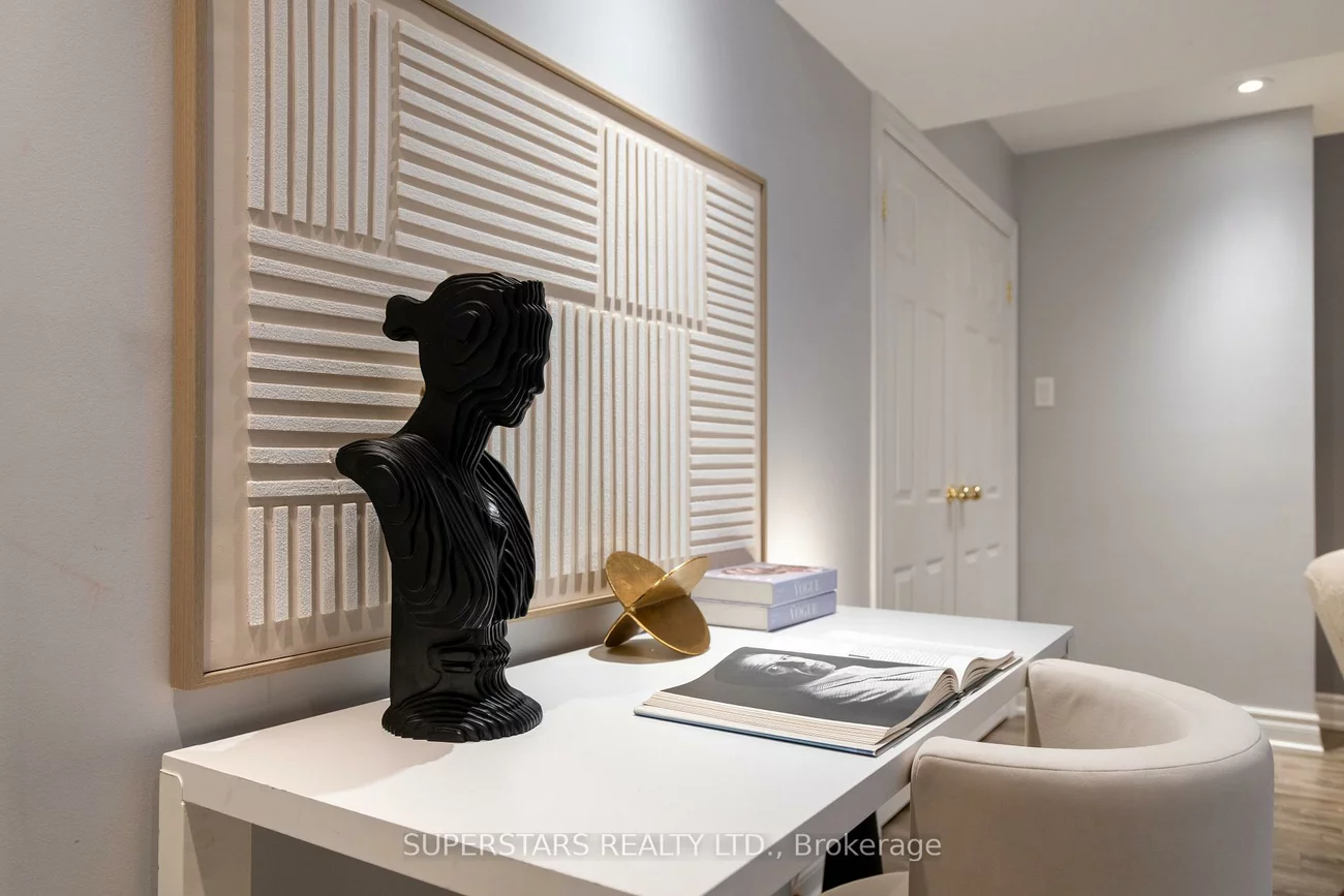 329, Bur Oak, Berczy, Markham