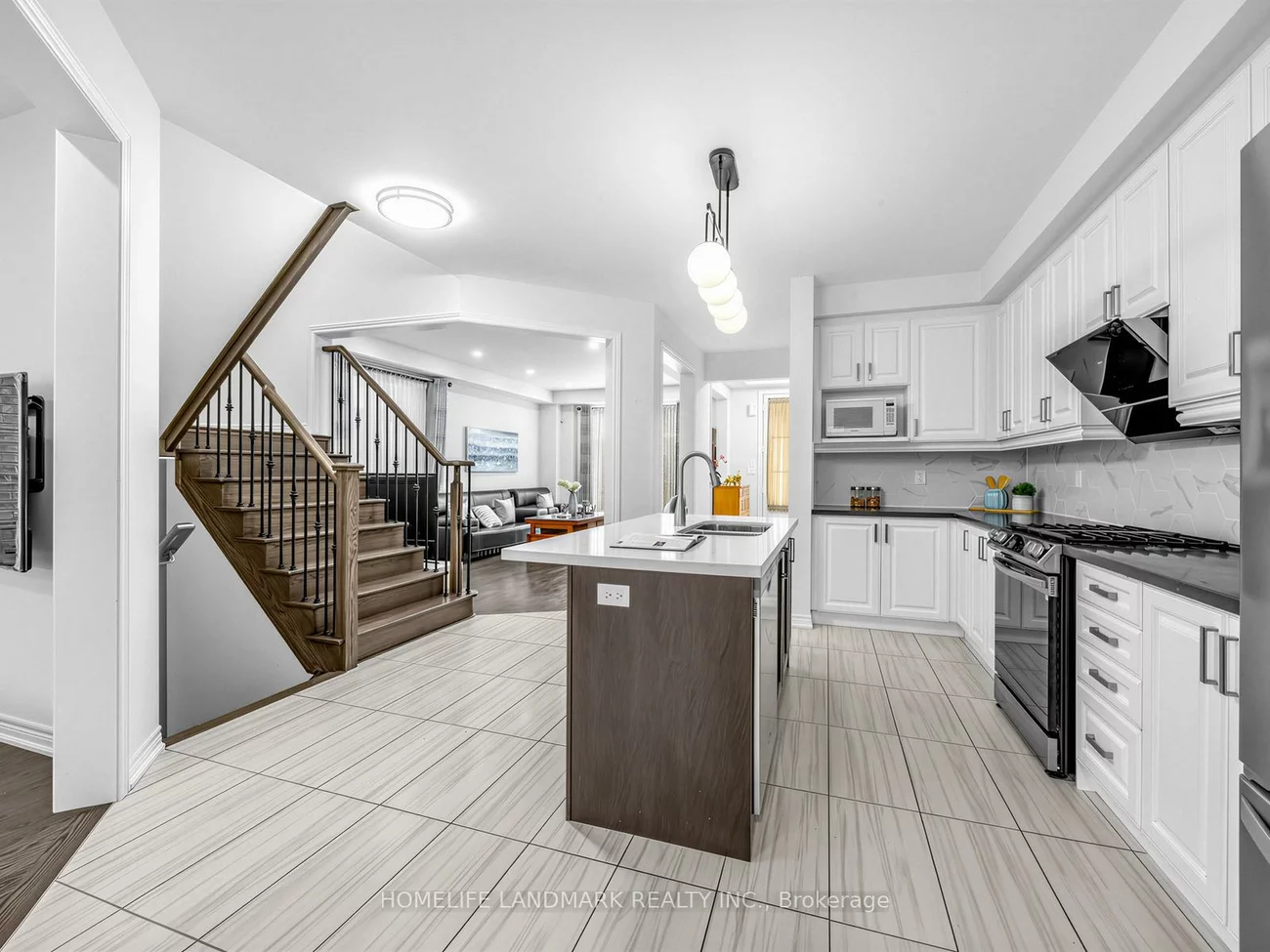 25, Gordon Landon, Cornell, Markham