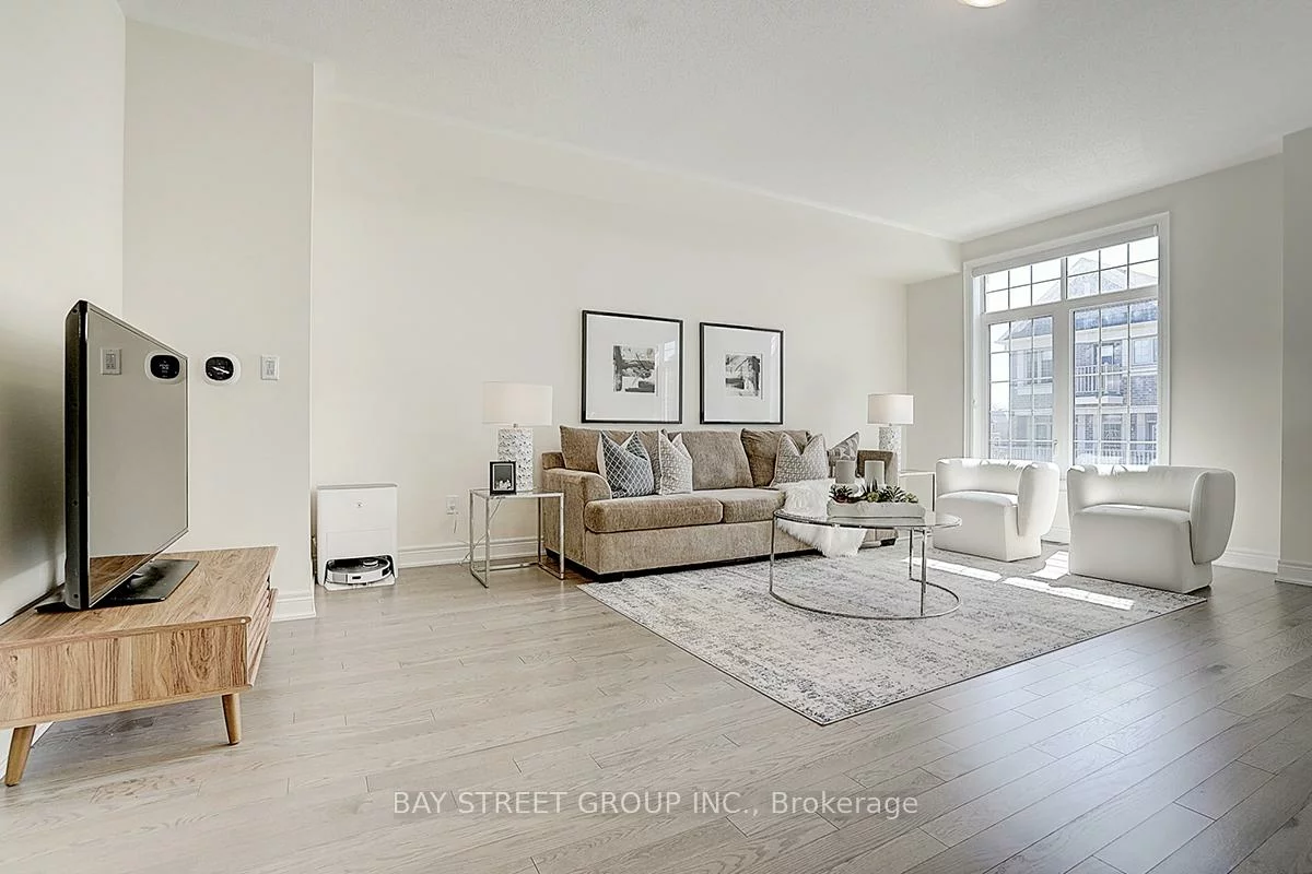 34, Phillipsen, Cedarwood, Markham