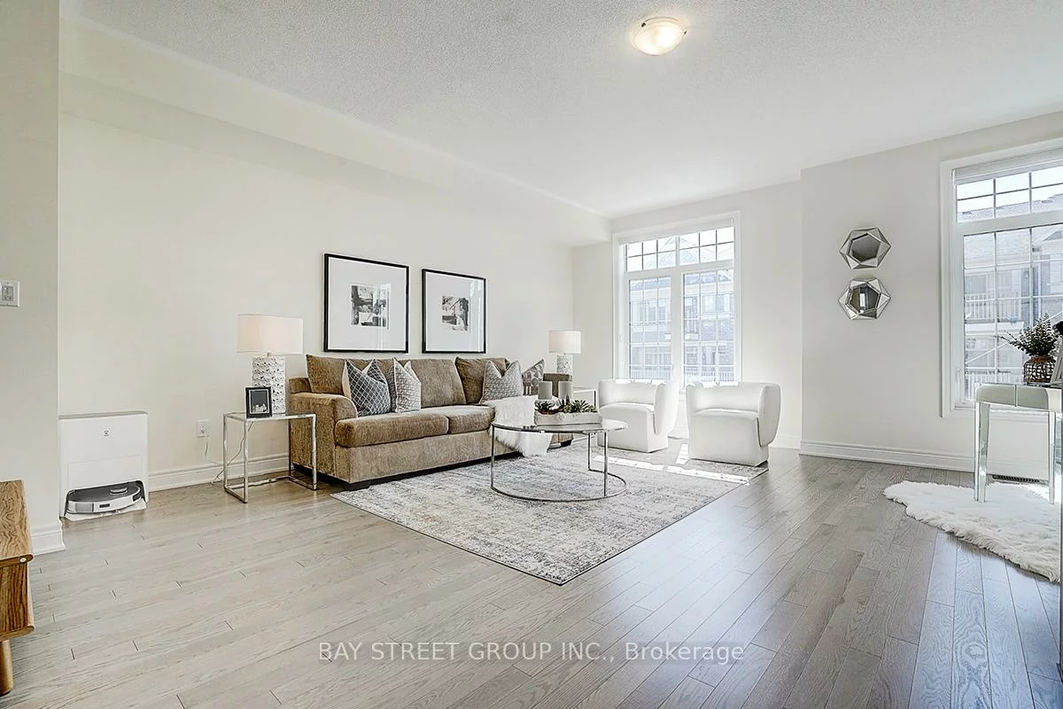 34, Phillipsen, Cedarwood, Markham