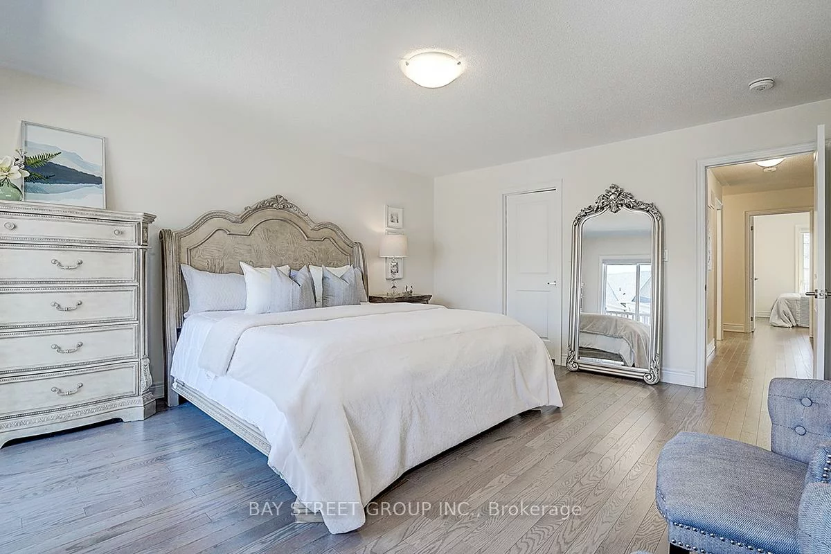 34, Phillipsen, Cedarwood, Markham