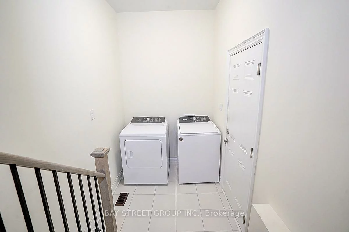 34, Phillipsen, Cedarwood, Markham