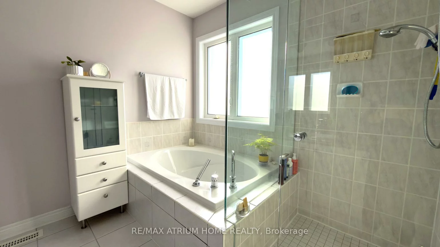 15, Atlas Peak, Victoria Manor-Jennings Gate, Markham