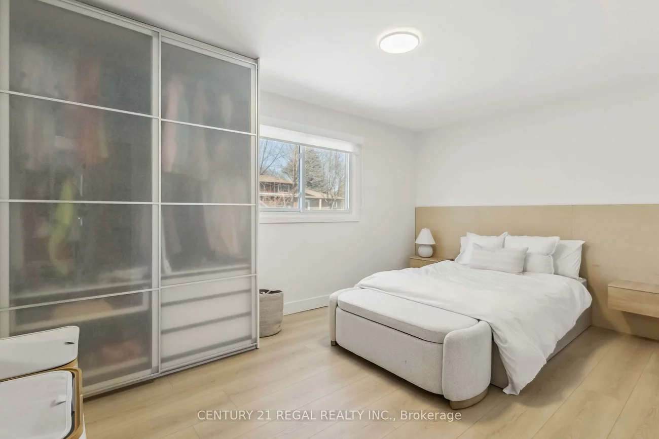 26, Sir Bedevere, Markham Village, Markham