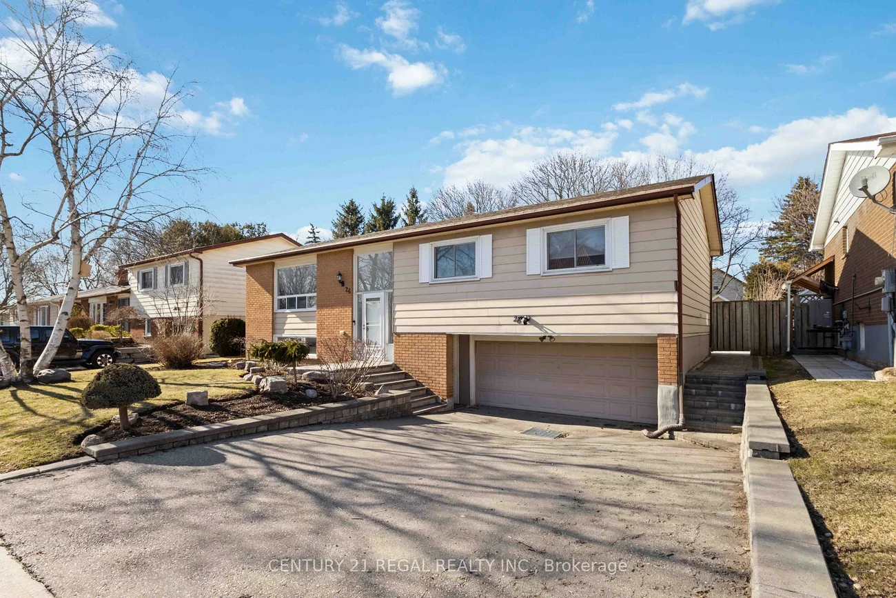 26, Sir Bedevere, Markham Village, Markham