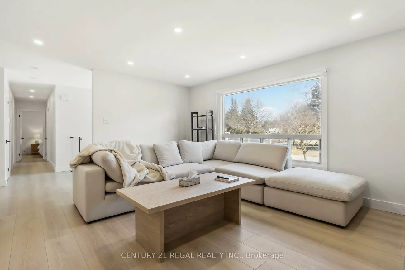 26, Sir Bedevere, Markham Village, Markham