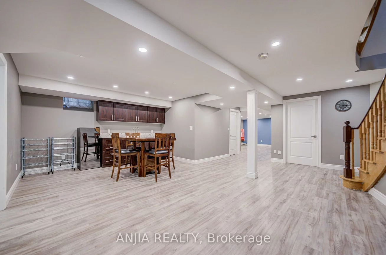 89, Rouge Bank, Legacy, Markham