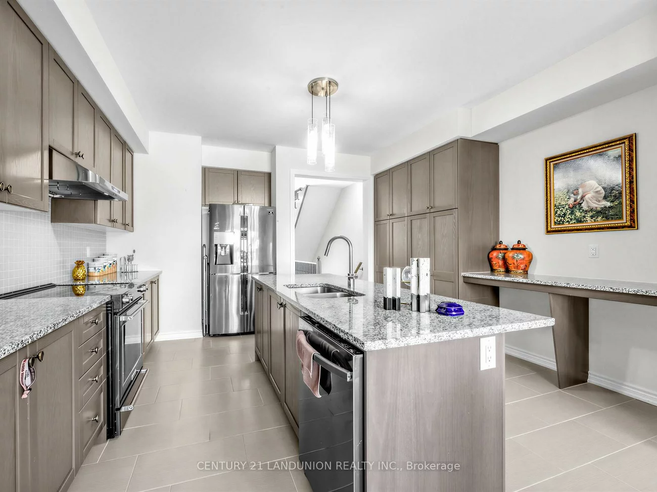 10941, Victoria Square, Victoria Square, Markham