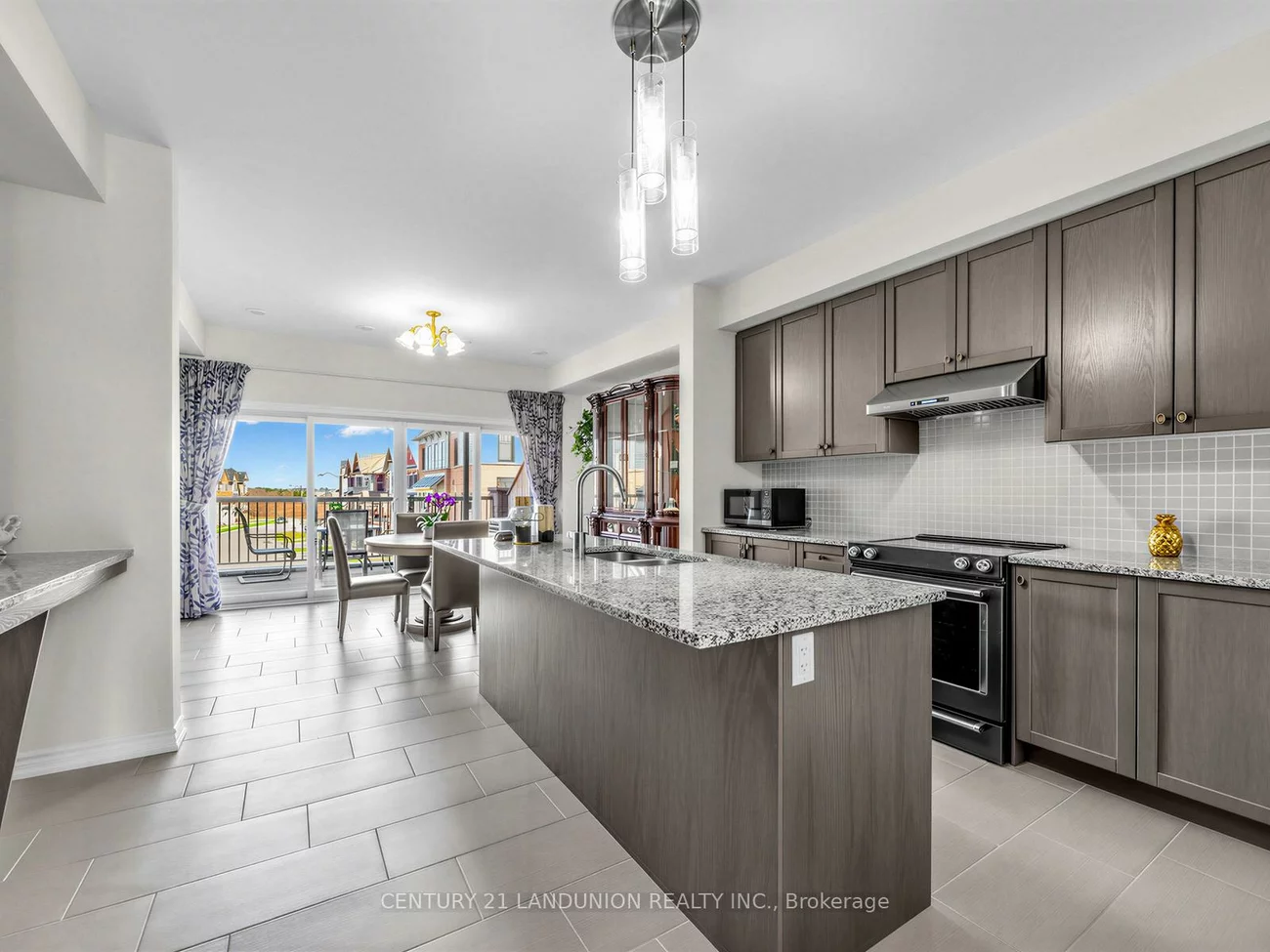 10941, Victoria Square, Victoria Square, Markham