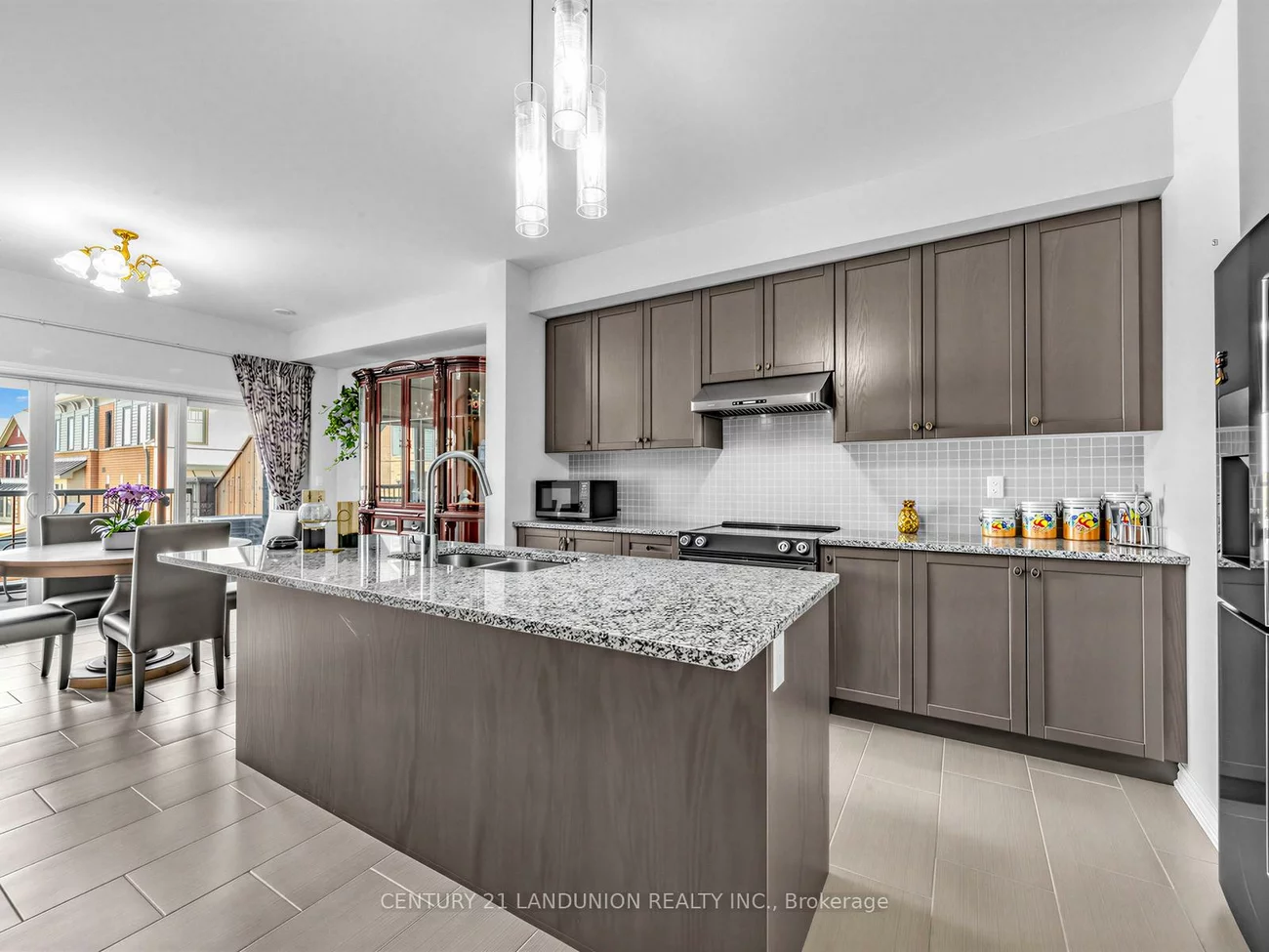 10941, Victoria Square, Victoria Square, Markham