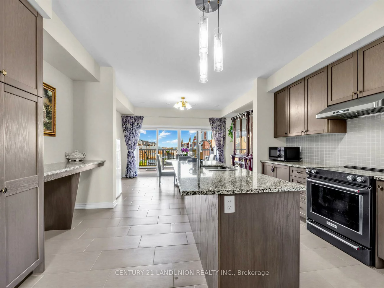 10941, Victoria Square, Victoria Square, Markham