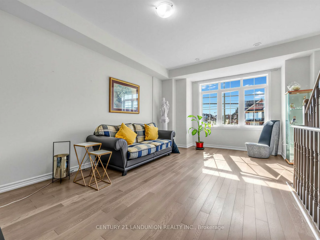 10941, Victoria Square, Victoria Square, Markham