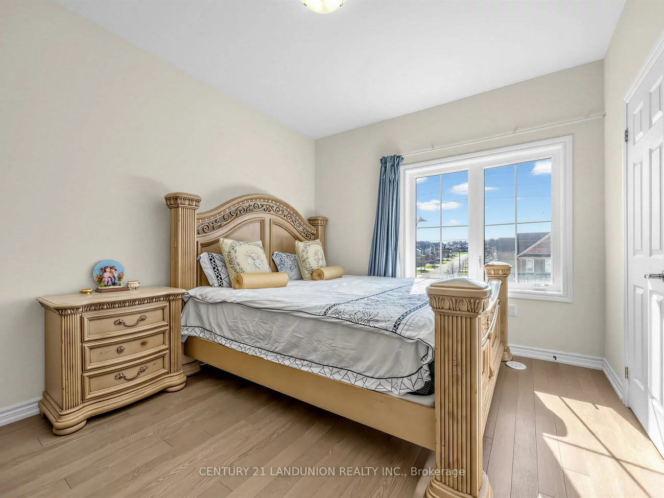 10941, Victoria Square, Victoria Square, Markham