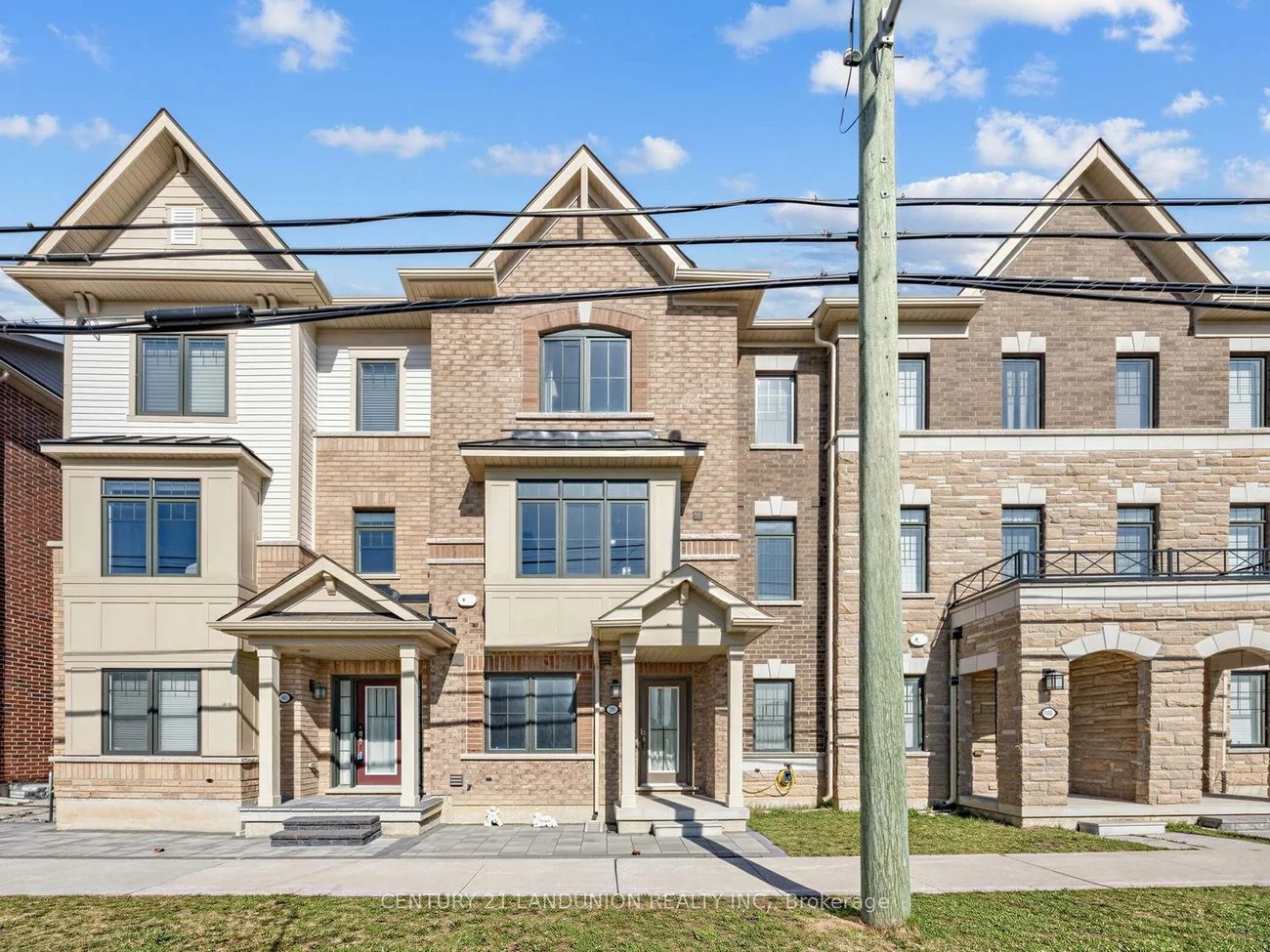 10941, Victoria Square, Victoria Square, Markham