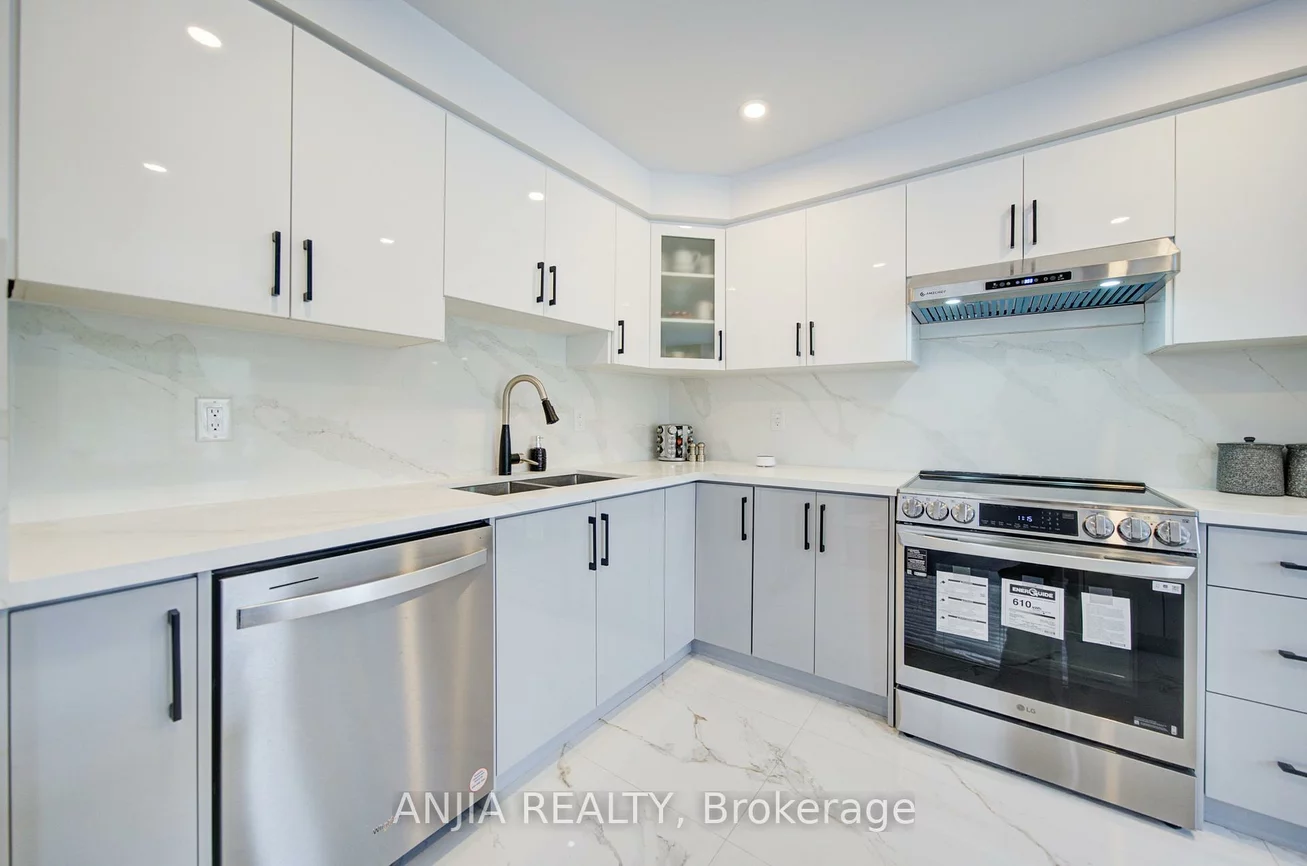 503, Caboto, Village Green-South Unionville, Markham