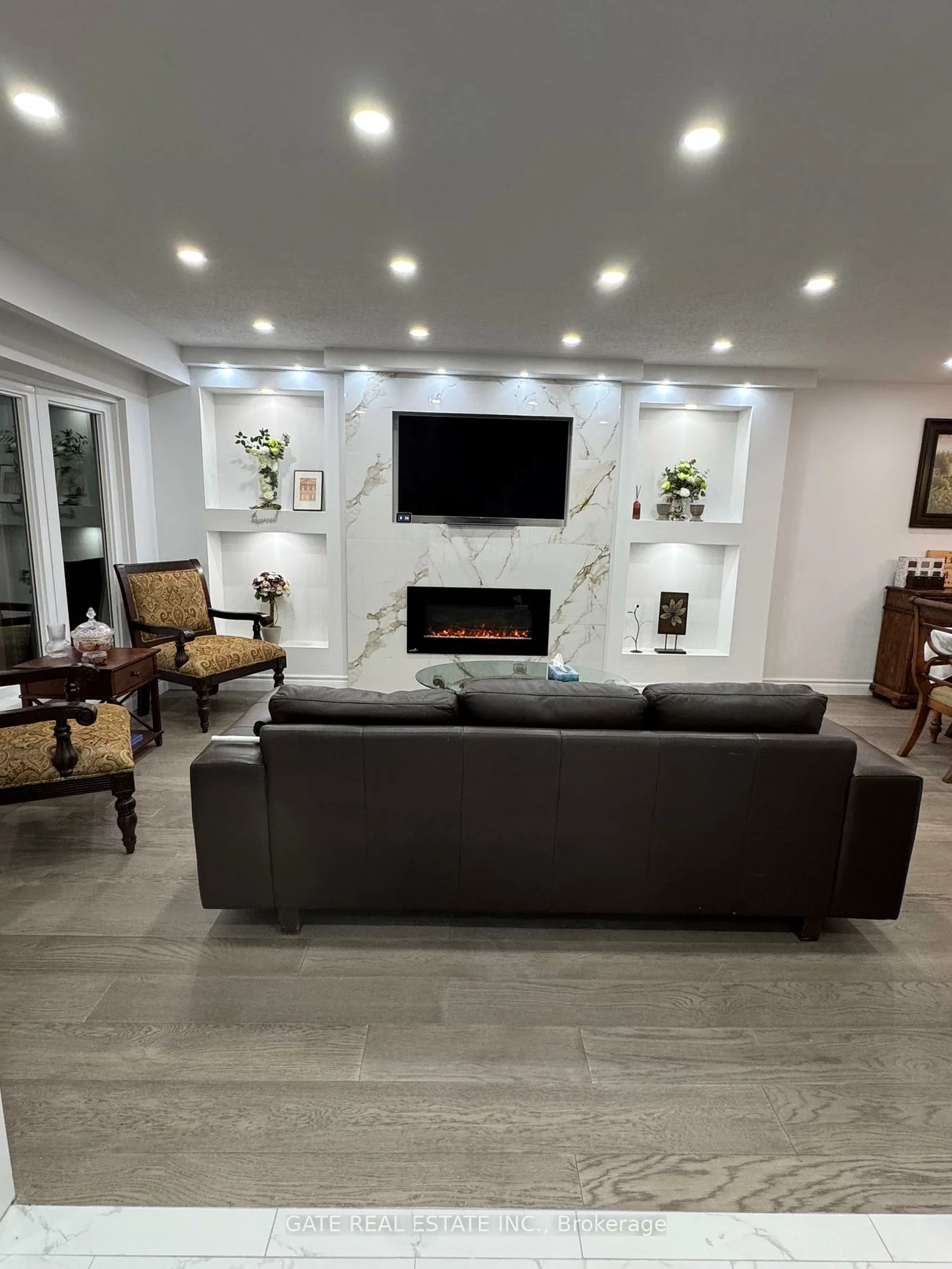 10, Thorny Brae, Royal Orchard, Markham