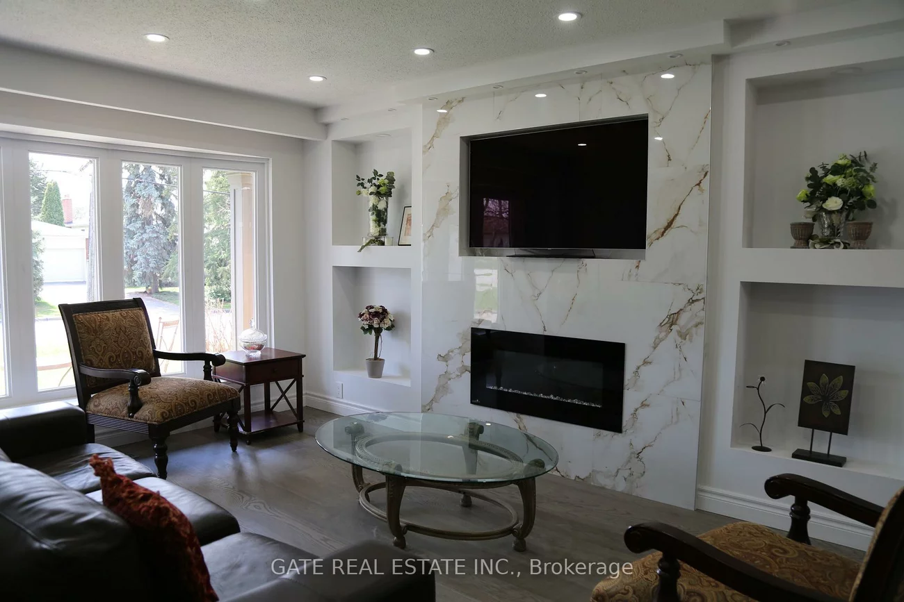 10, Thorny Brae, Royal Orchard, Markham