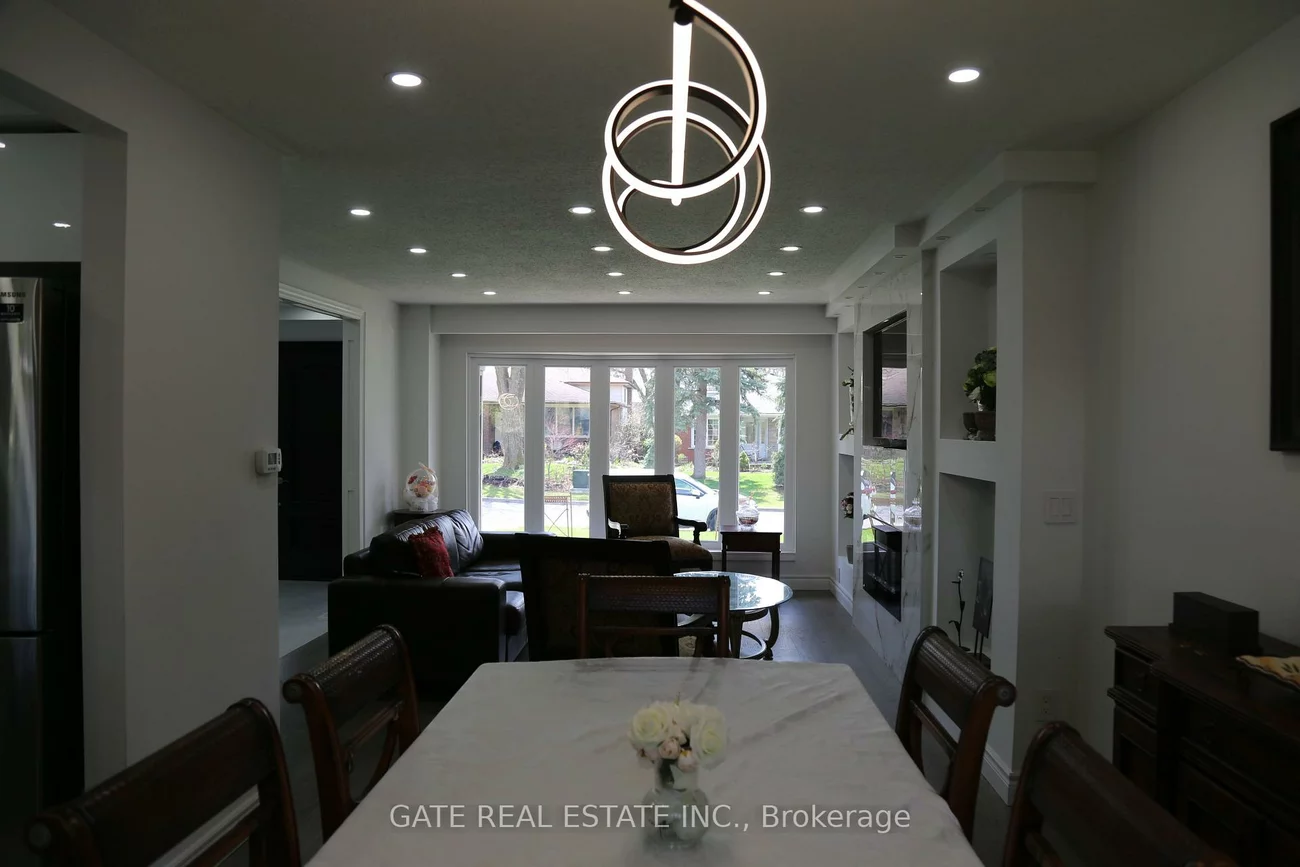 10, Thorny Brae, Royal Orchard, Markham