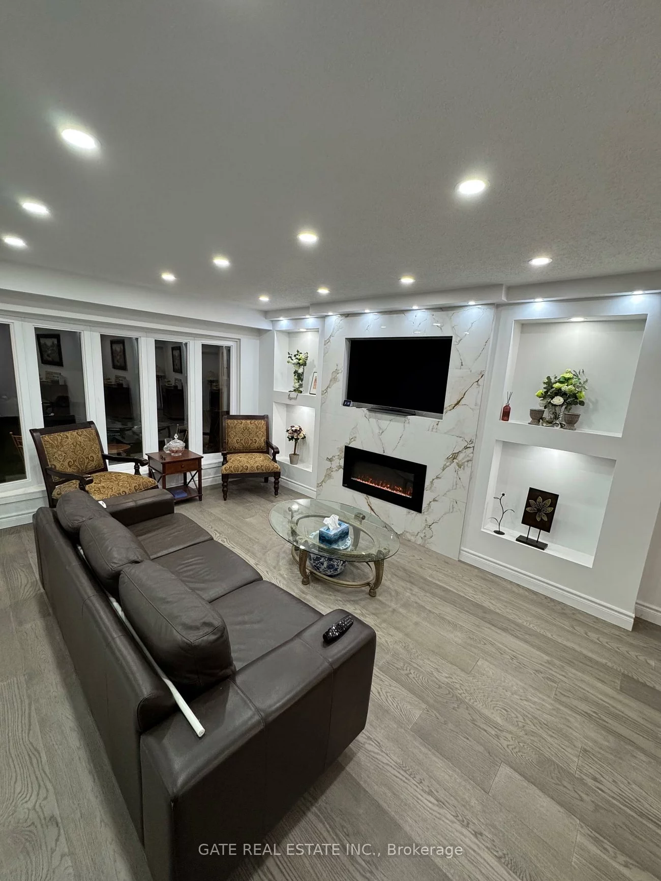 10, Thorny Brae, Royal Orchard, Markham