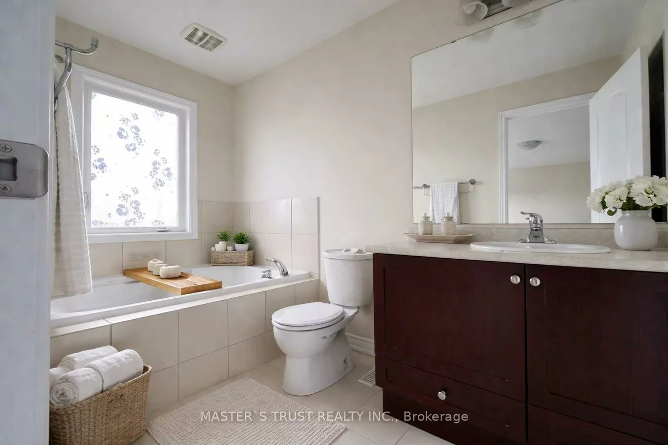271, Riverlands, Cornell, Markham