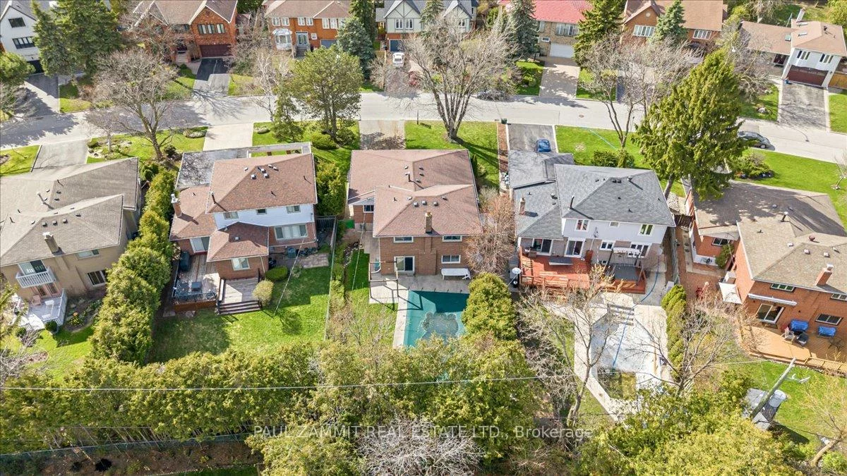 27, Ladyslipper, Bayview Glen, Markham