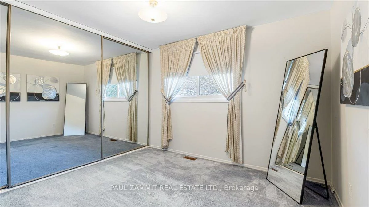 27, Ladyslipper, Bayview Glen, Markham