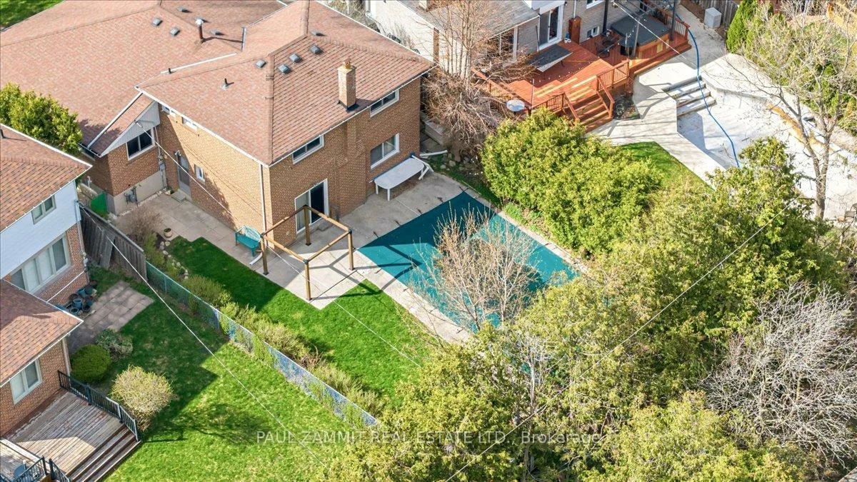 27, Ladyslipper, Bayview Glen, Markham