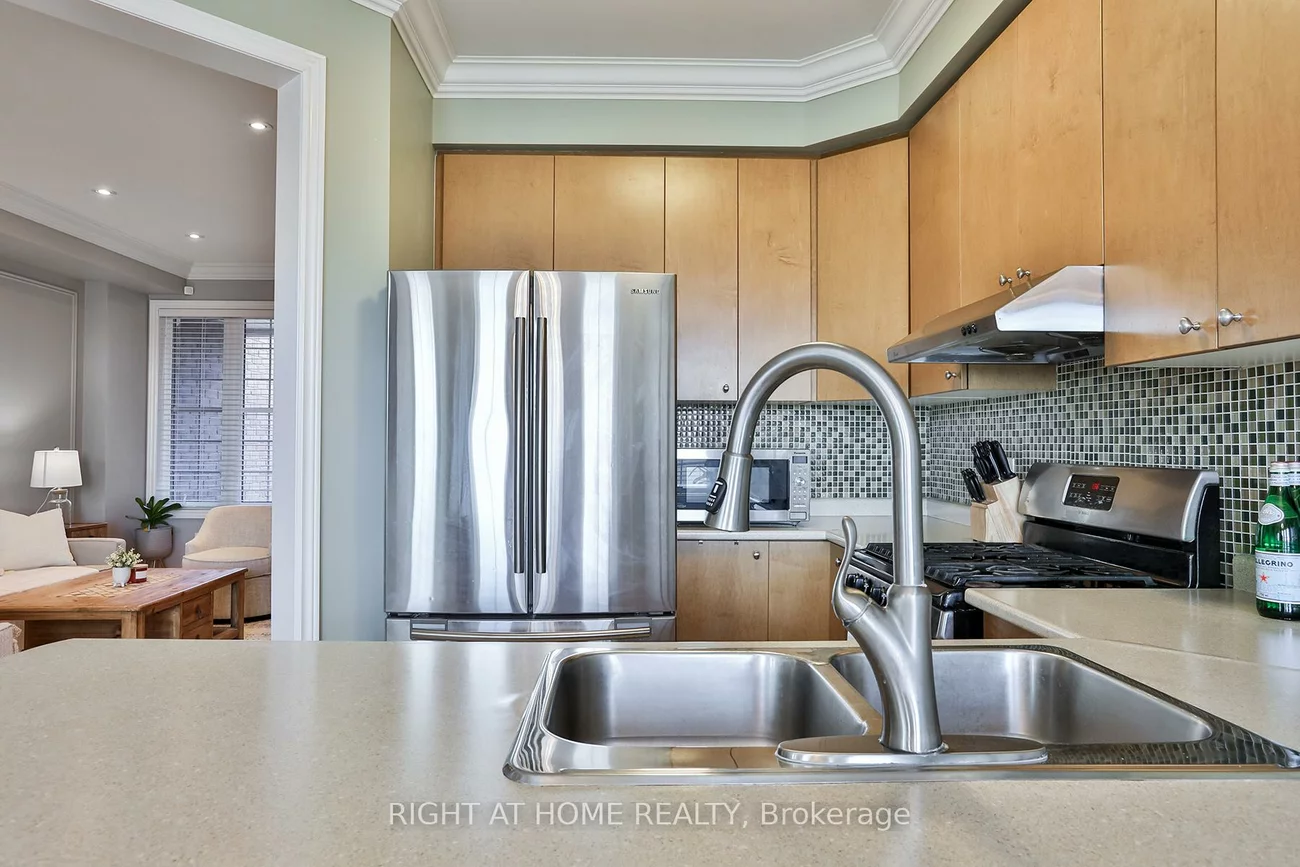 10681, Woodbine, Cathedraltown, Markham