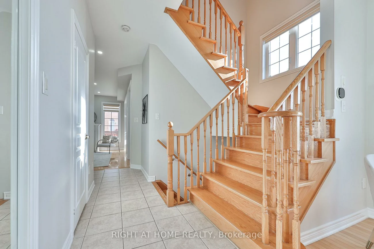 11, Rizal, Box Grove, Markham