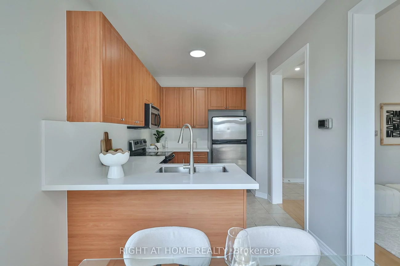 11, Rizal, Box Grove, Markham