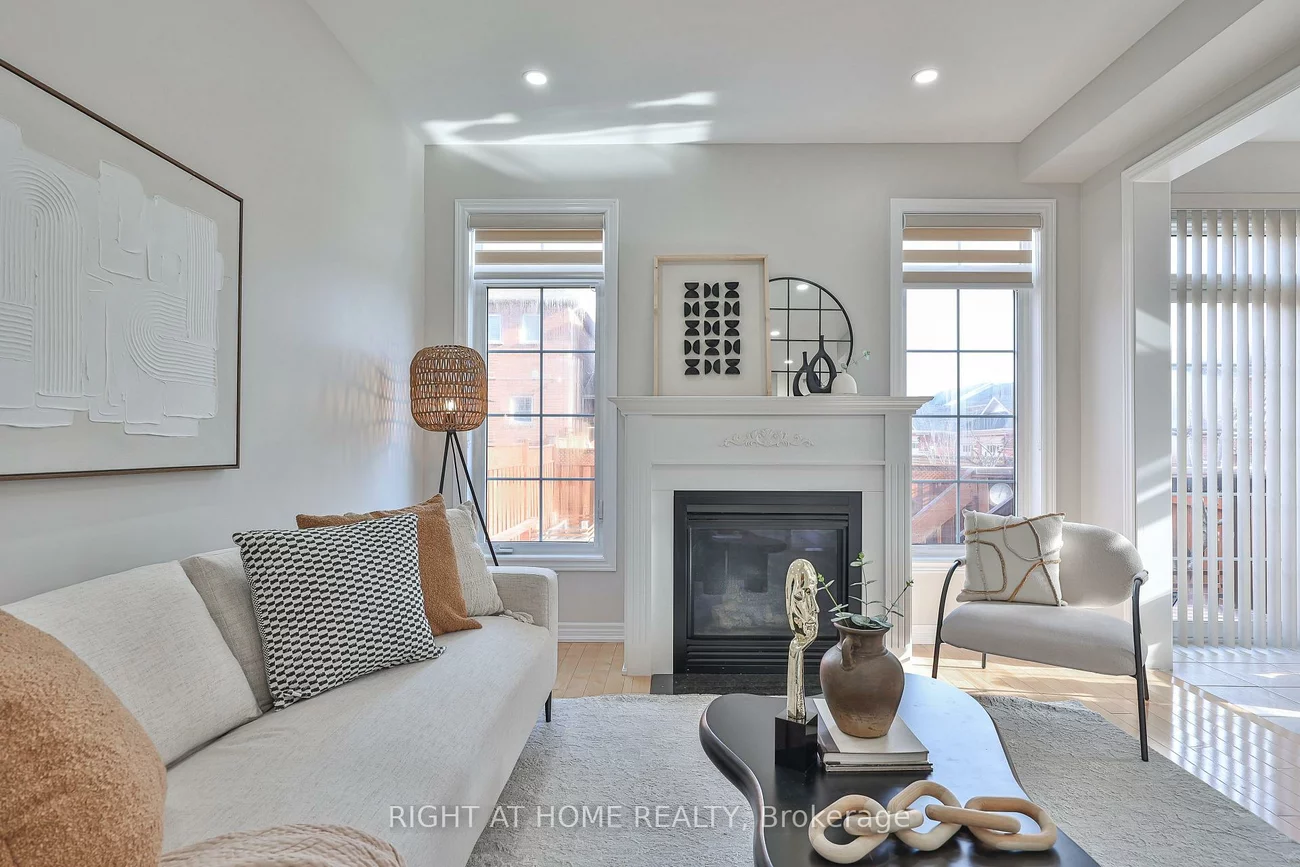 11, Rizal, Box Grove, Markham