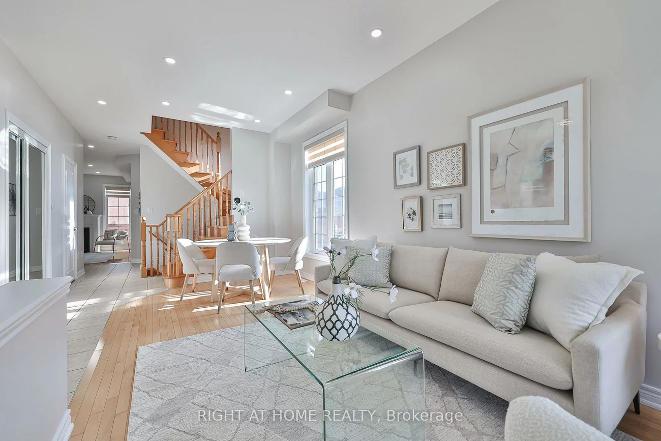 11, Rizal, Box Grove, Markham