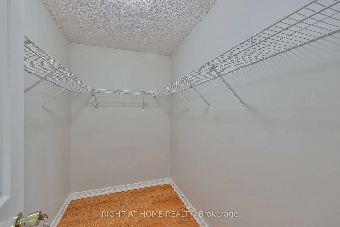 11, Rizal, Box Grove, Markham