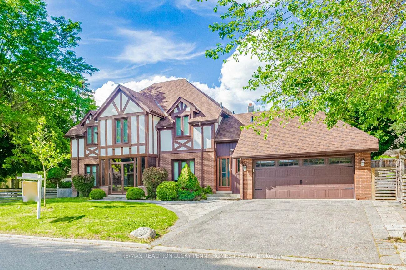 6, Village Squire, Royal Orchard, Markham