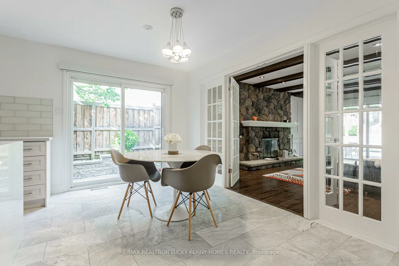 6, Village Squire, Royal Orchard, Markham