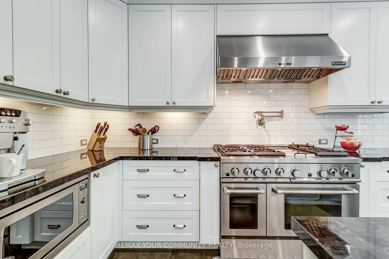 3, Strathroy, Old Markham Village, Markham