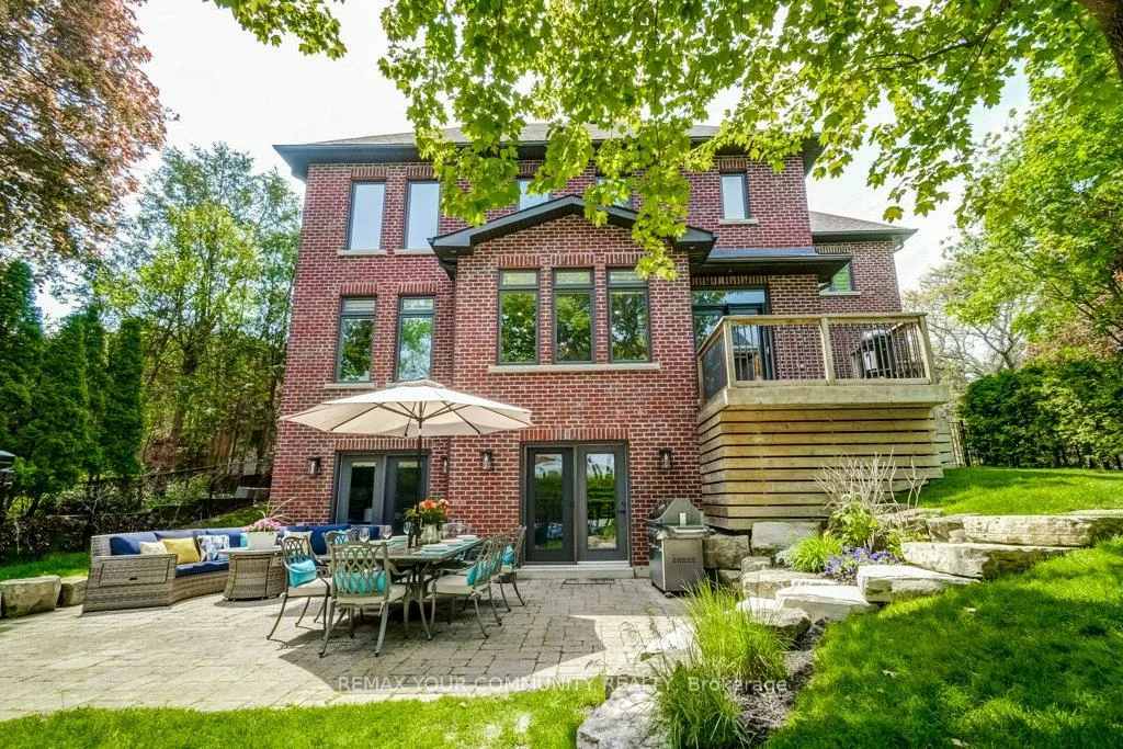 3, Strathroy, Old Markham Village, Markham