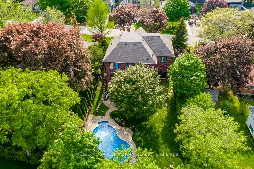 3, Strathroy, Old Markham Village, Markham