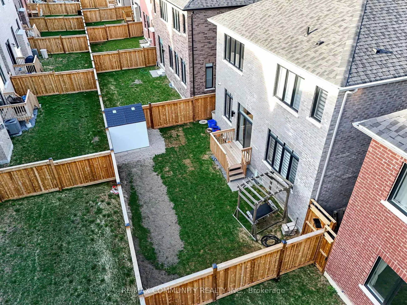 10, Nigh, Middlefield, Markham