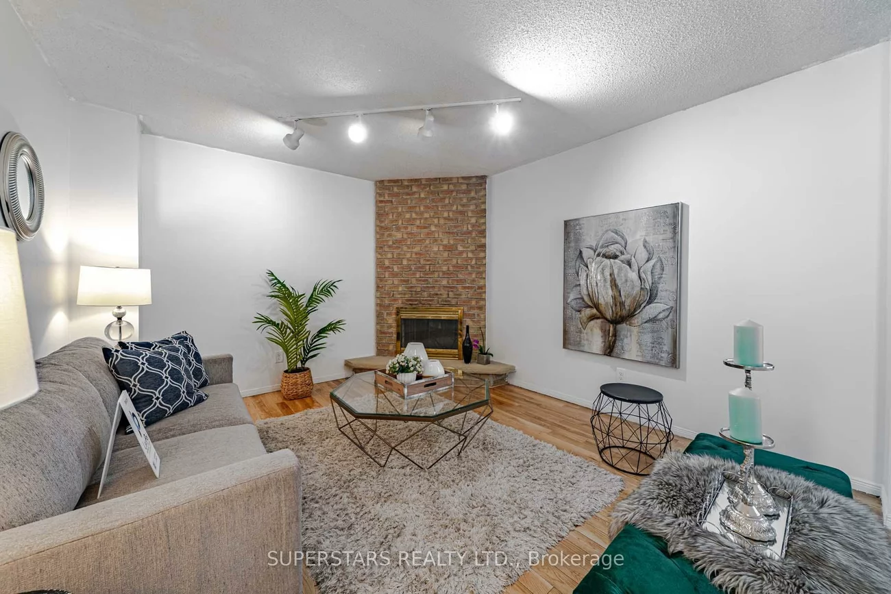 135, Appleby, Milliken Mills West, Markham