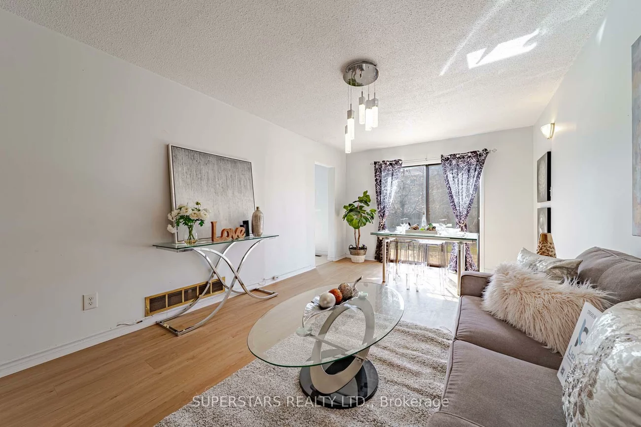 135, Appleby, Milliken Mills West, Markham