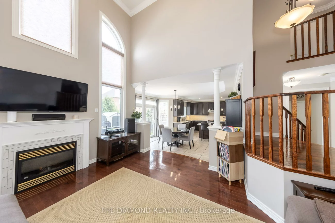 9, Amos, Greensborough, Markham