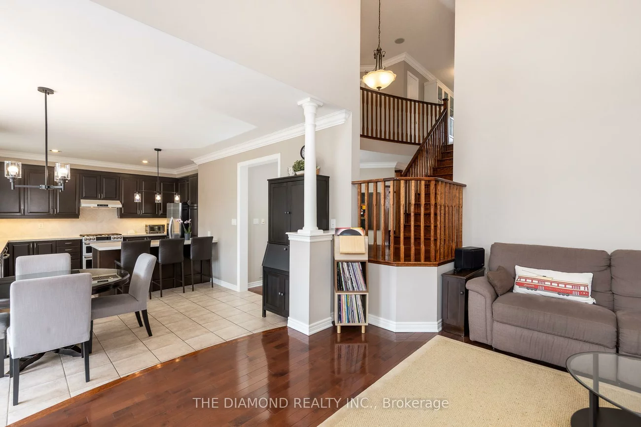 9, Amos, Greensborough, Markham