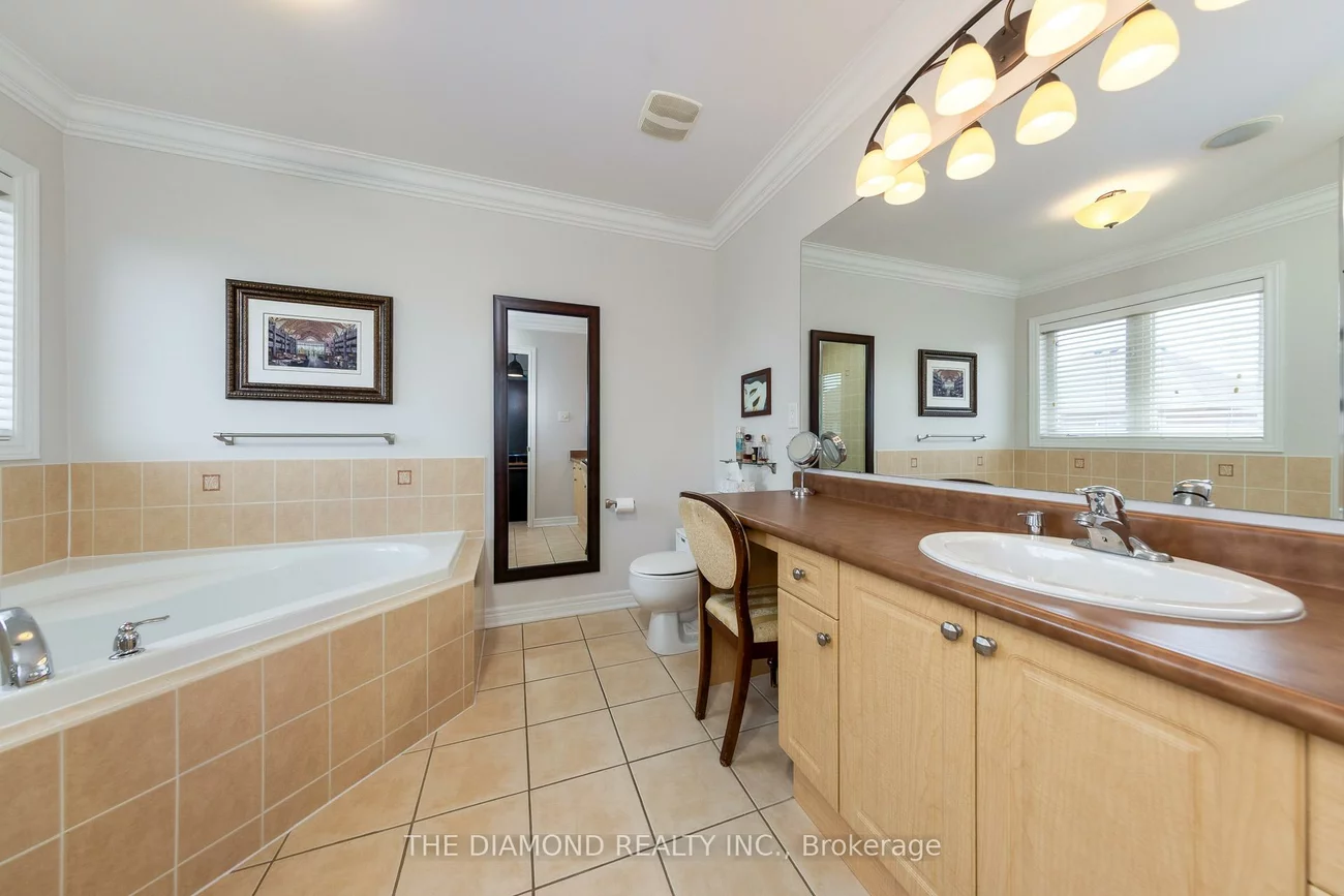 9, Amos, Greensborough, Markham