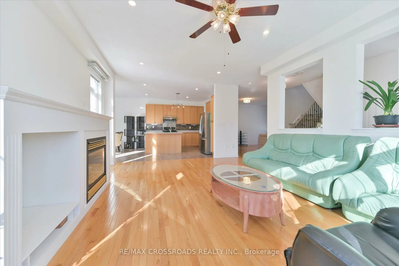 76, Shady Oaks, Cornell, Markham